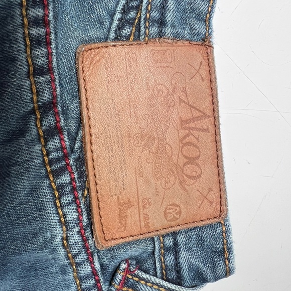 Akko Snap Back Embroidered Eagle Pockets King Of Oneself Distressed Jeans 38x32 - Picture 10 of 12
